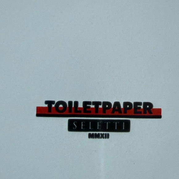 Rare Seletti Enamel ToiletPaper Plate with Finger Design - Picture 4 of 7